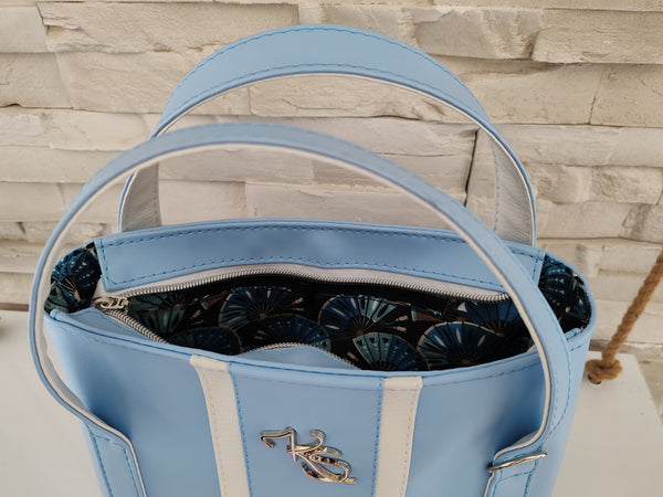 Sac à main "Sofisty" bleu ciel et blanc