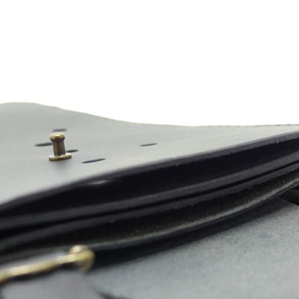 Pochette pour téléphone portable en cuir noir - Mon-petit-sac.fr
